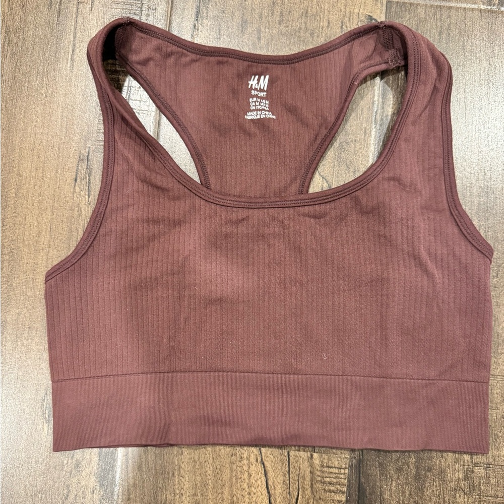 H and M sports bra size M